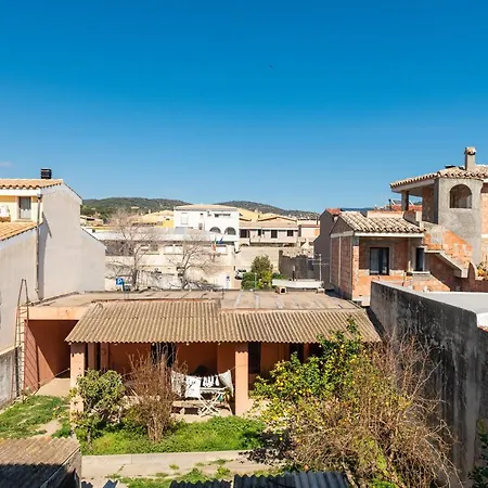 Via Giardini 18 公寓