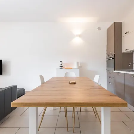 דירה Via Giardini 18