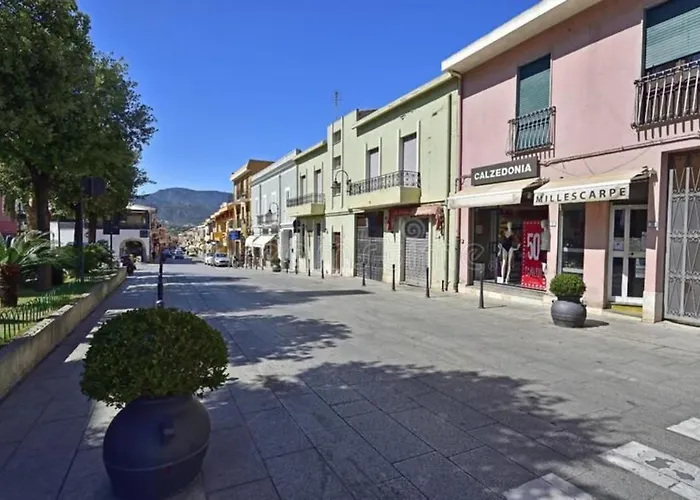 Via Giardini 18 * Villasimius